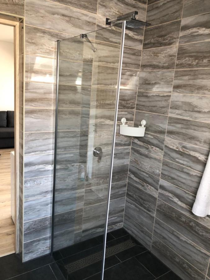 Pupos Apartman Szigliget Luaran gambar