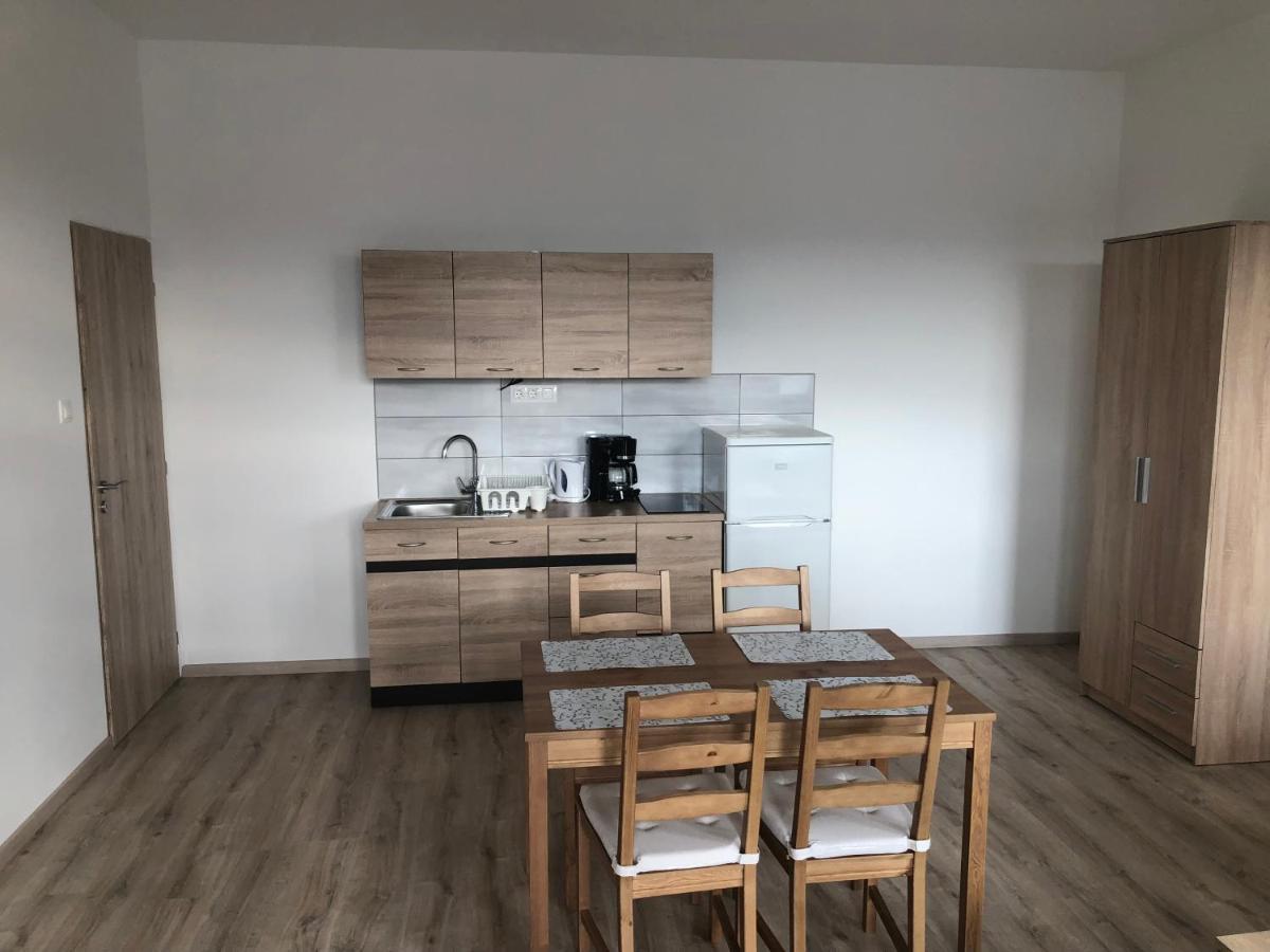 Pupos Apartman Szigliget Luaran gambar