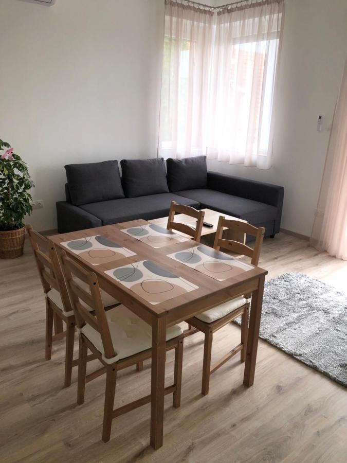 Pupos Apartman Szigliget Luaran gambar